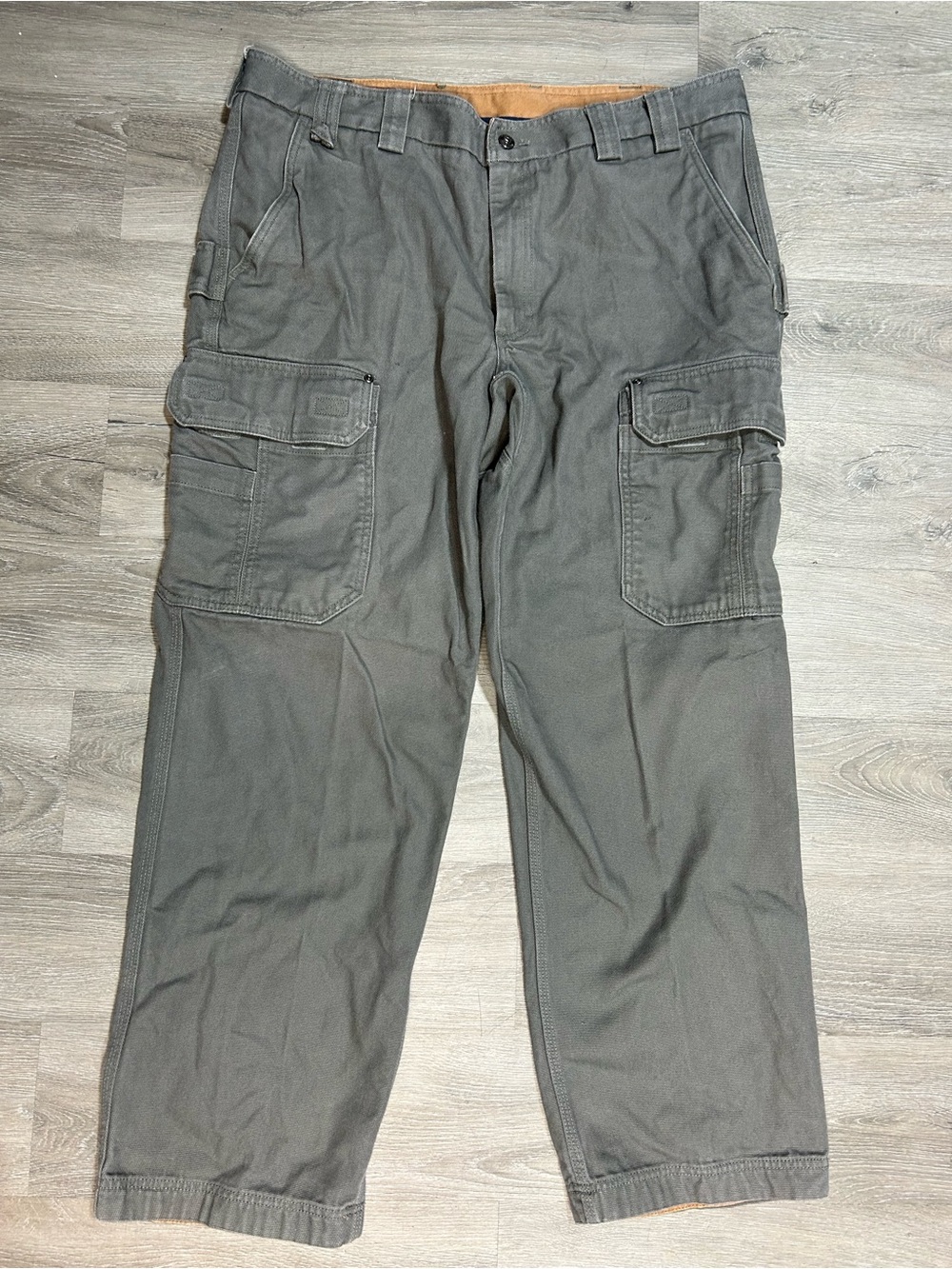 Mens Duluth Trading Company Thick grey Pants Work Carpenter Relaxed 40” X 32”